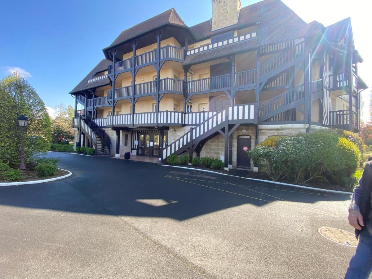 Golf De Deauville , Place-Inn Exterior photo